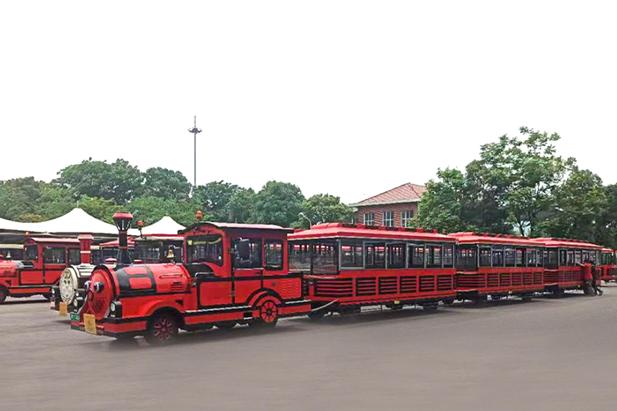 Halfgesloten elegante grote ongebaande sightseeingtrein met 24 zitplaatsen