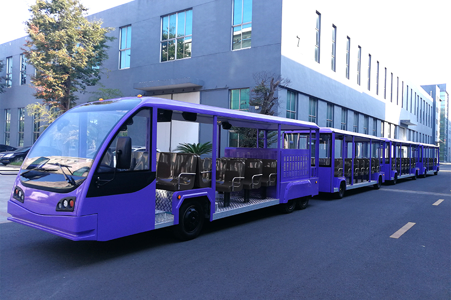 Elektrisch open model type II met toeristische auto met aanhangwagengedeelte